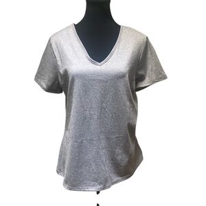Love Mood Basic V-Neck Women's Tee GUC M